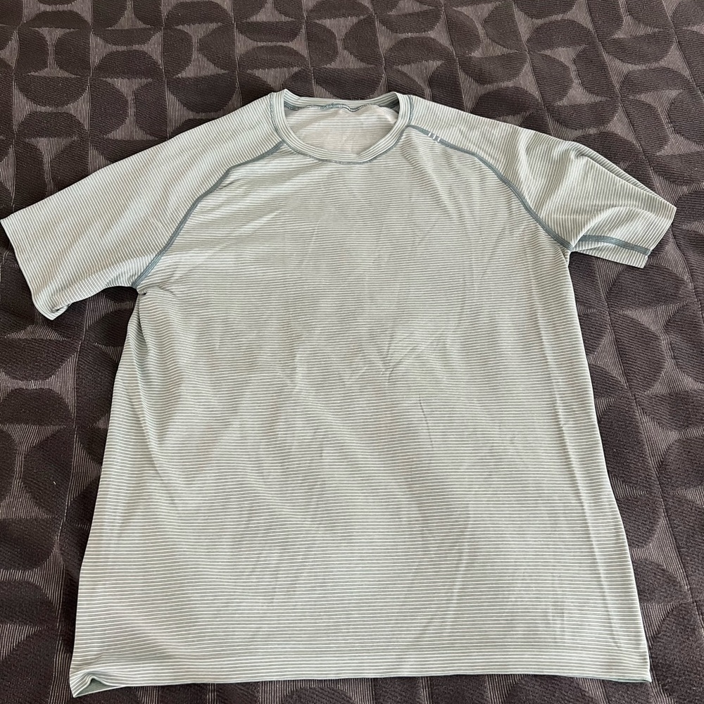 Lululemon Metal Vent Shirt